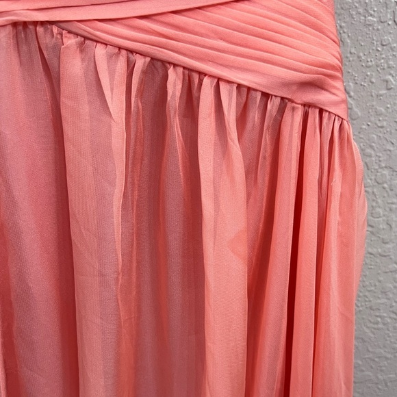 NEW $600 MAC DUGGAL RUFFLE TIERED CUT-OUT CHIFFON GOWN CORAL SIZE 12 - Picture 17 of 17